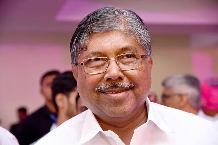 यावेळी शहर प्रमुख सुनील मोदी, रवी इंगवले यांच्यासह संघटनेचे विविध पदाधिकारी उपस्थित होते.