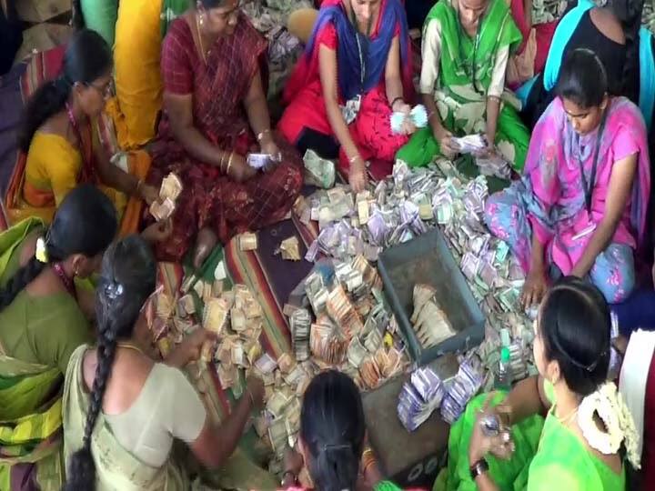 பழனி கோவிலில் ஒருநாள் உண்டியல் காணிக்கையாக பெறப்பட்ட ரூ.2 கோடியே 84 லட்சத்து 34,319.. விவரம்..