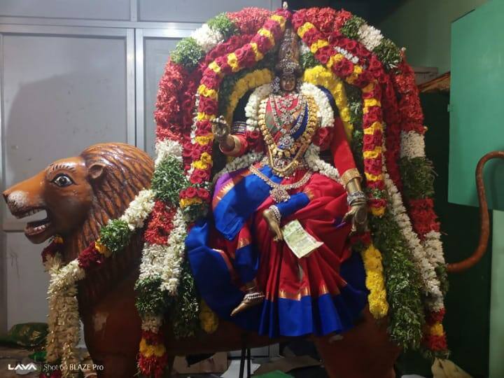கரூர் தாளியாம்பட்டி மகா மாரியம்மன் கோவில் தீமிதி திருவிழா - பக்தர்கள் நேர்த்திக்கடன்