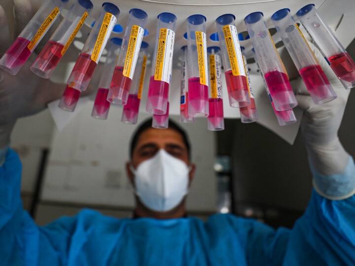 Coronavirus India: 'अगले 10 से 12 दिनों तक कोरोना के मामले बढ़ सकते हैं, लेकिन...', स्वास्थ्य मंत्रालय का बड़ा अपडेट