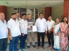 भिलाई स्टील प्लांट के टाउनशिप में सफाई के लिए पार्षदों ने सौंपा ज्ञापन, दी ये चेतावनी