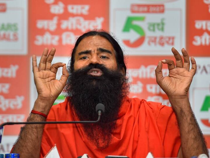 Haridwar Uttarakhand Lok Sabha Election 2024 Yoga Guru Baba Ramdev on opposition said does not have ideology Lok Sabha Elections: बाबा रामदेव का 2024 चुनाव को लेकर बड़ा दावा, बताया विपक्ष की कितनी सीटें आएंगी?