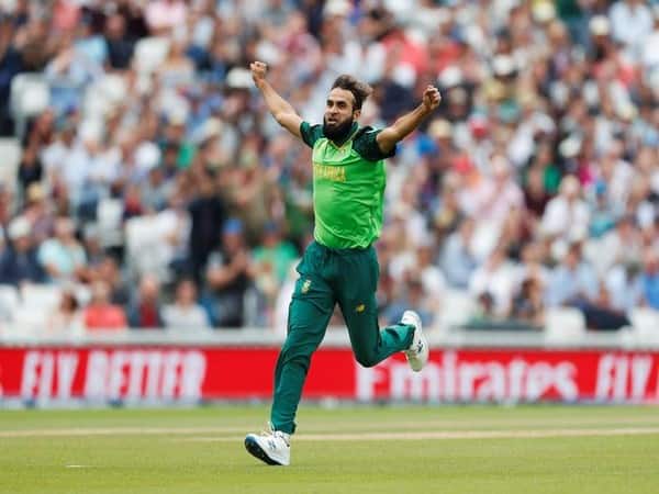 দক্ষিণ আফ্রিকার প্রাক্তন লেগস্পিনার তাহিরও ৩ বার হ্যাটট্রিক করেছেন।