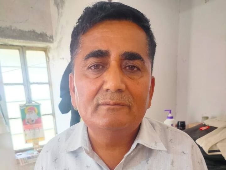 Jodhpur: भैंस चोरी का आरोपी नहीं बनाने के एवज में ASI मांग रहा था रिश्वत, ACB ने किया रंगे हाथों ट्रैप Jodhpur Anti Corruption Bureau arrested ASI with 7 thousand cash In Bribery Case ANN Jodhpur: भैंस चोरी का आरोपी नहीं बनाने के एवज में ASI मांग रहा था रिश्वत, ACB ने किया रंगे हाथों ट्रैप