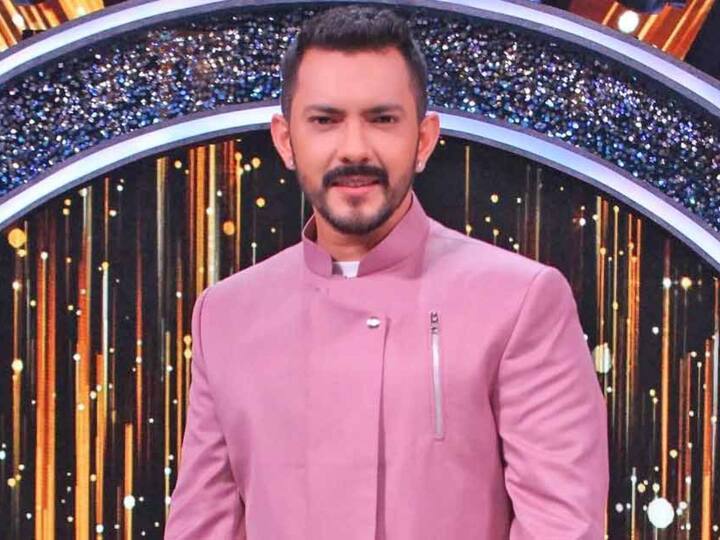 आदित्य नारायणने सोशल मीडियापासून ब्रेक घेण्यासोबत सर्व पोस्टदेखील हटवल्या आहेत.