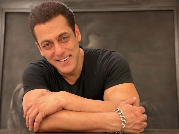 Salman Khan Spends Rs 1 Crore On New Bullet-Proof Car, It Has Special Connection With The Actor Salman Khan Spends Rs 1 Crore On New Bullet-Proof Car, It Has Special Connection With The Actor