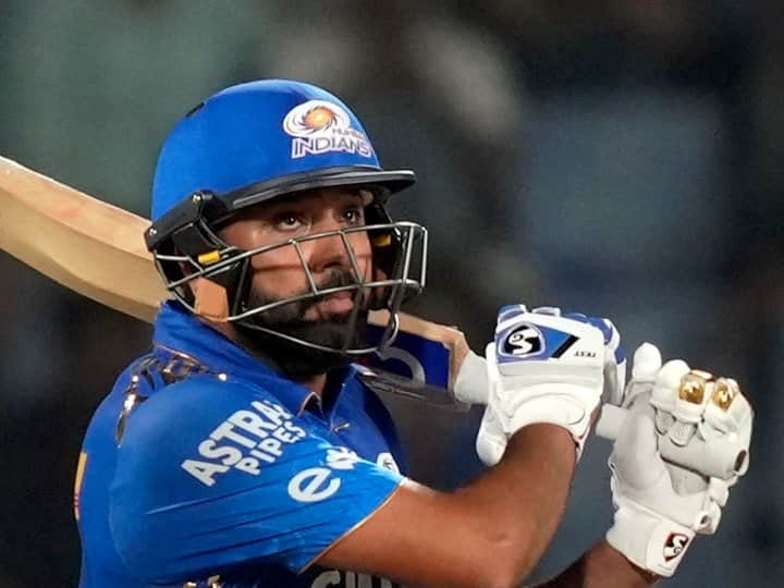 DC vs MI Rohit Sharma win prize player of the match after win against delhi capitals ipl 2023 DC vs MI: मुंबई की रोमांचक जीत के बाद रोहित को एक नहीं बल्कि मिले 3 अवॉर्ड, पढ़ें कितना मिला कैश प्राइज