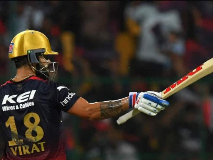 Just before the MI vs DC clash, Virat held the number 1 spot with 925 runs from 26 games against Delhi Capitals. But then Rohit surpassed him by making  977 runs in 33 games against Delhi Capitals on Tuesday. (AFP)