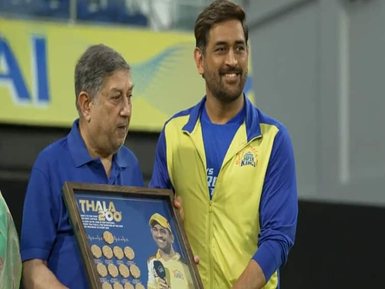 IPL 2023: MS Dhoni Felicitated by N Srinivasan for his 200th Match as CSK Captain know details IPL 2023: MS Dhoni Felicitated By N Srinivasan Before CSK vs RR Match