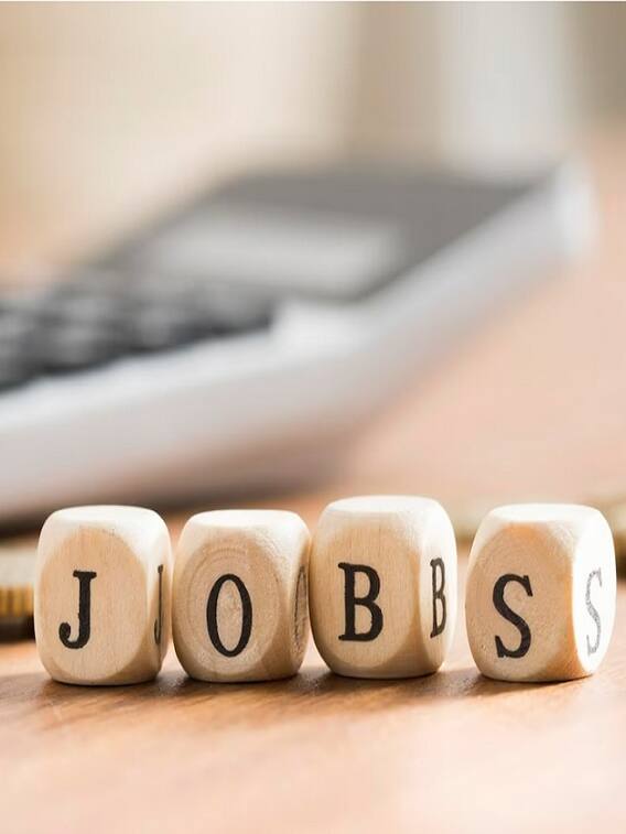 देश में सबसे ज्यादा जॉब्स देती हैं ये 7 कंपनियां