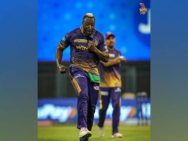 কলকাতা নাইট রাইডার্সের জার্সিতে আইপিএলে খেলেন ক্যারিবিয়ান তারকা অলরাউন্ডার আন্দ্রে রাসেল।