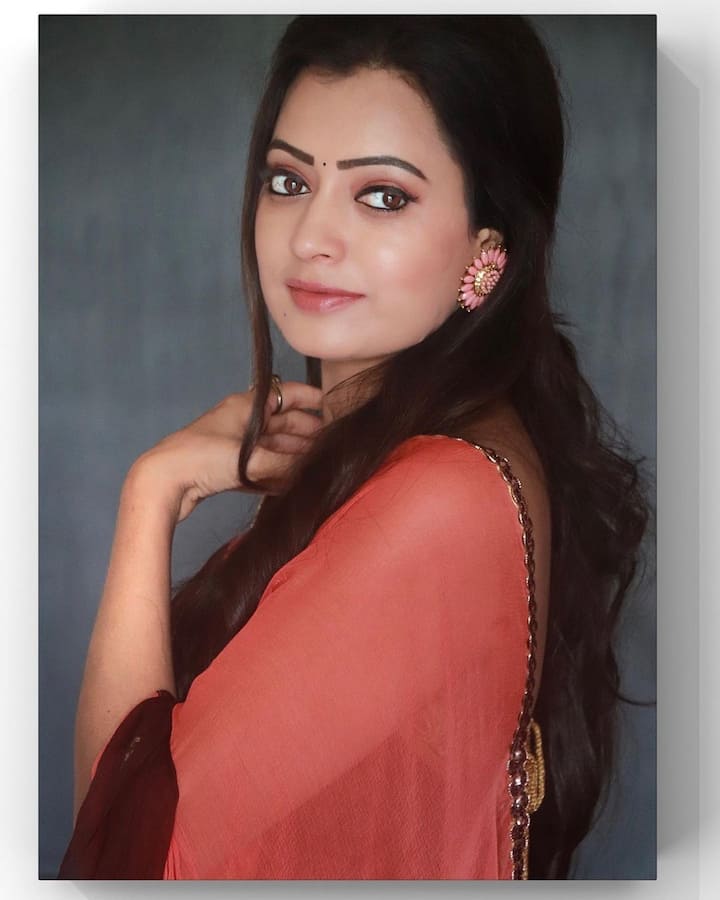 jabardasth anchor sowmya rao latest photos Sowmya Rao రెడ్ డ్రెస్ లో