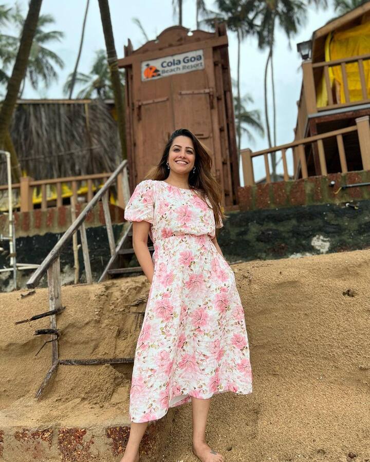 હવે જ્યારે અનિતા હસનંદાની 14મી એપ્રિલે એટલે કે આવતીકાલે તેનો 42મો જન્મદિવસ ઉજવવા જઈ રહી છે. તેના જન્મદિવસ પહેલા જ તે તેના પરિવાર સાથે વેકેશન મનાવવા ગોવા પહોંચી છે, ગોવા પહોંચ્યા બાદ અનિતાએ તેના ઈન્સ્ટા પર ઘણી તસવીરો પોસ્ટ કરી છે.