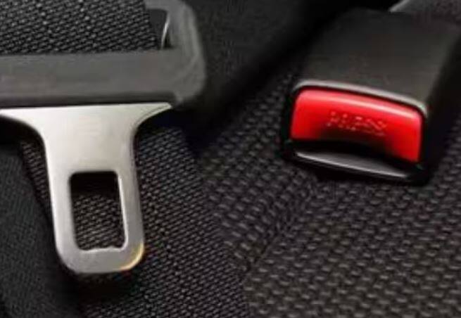Uber Cab Started Audio Seat belt Reminder feature in hyderabad india to insure passenger Safety Audio Seat Belt Remainder : ਭਾਰਤ 'ਚ ਚੱਲਣ ਵਾਲੀ ਇਸ ਕੈਬ 'ਚ ਆ ਗਿਆ ਅਜਿਹਾ ਫ਼ੀਚਰ , 'ਜੋ ਦੁਨੀਆ 'ਚ ਕਿਤੇ ਹੋਰ ਨਹੀਂ'