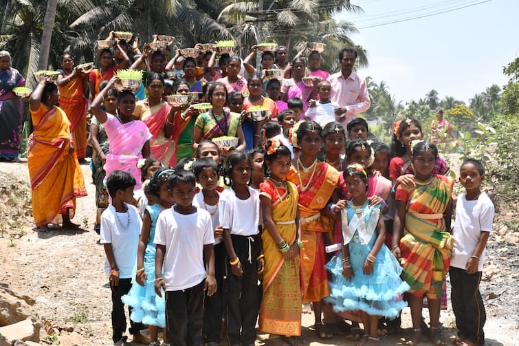 Thanjavur Small grain food festival at Achanur Panchayat Primary School near Tiruvaiyar TNN திருவையாறு அருகே ஆச்சனூர் ஊராட்சி தொடக்கப்பள்ளியில் சிறுதானிய உணவு திருவிழா