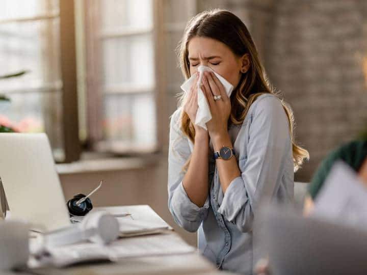 Why do we sneeze and what are the main reasons for sneezing?