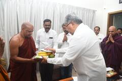 Chandrakant Patil : डॉ. बाबासाहेब आंबेडकर यांच्या जयंतीनिमित्त चंद्रकांत पाटील यांच्याकडून चिवरदान अन् धम्मदान अर्पण