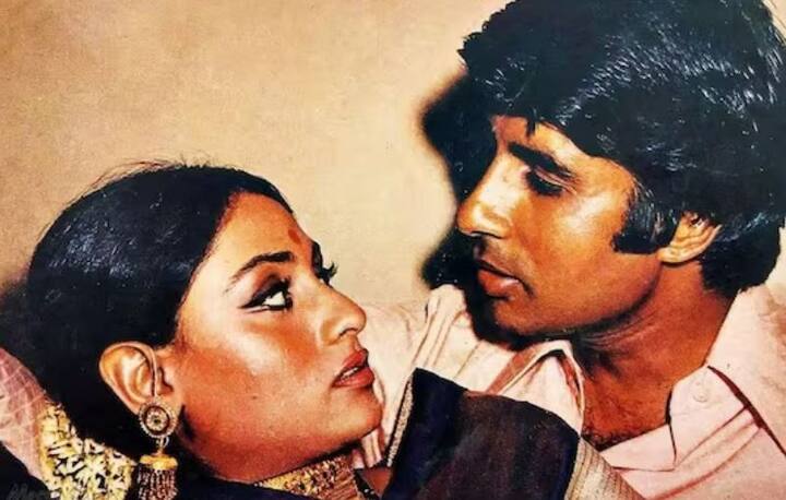 શોમાં આવેલા એક સ્પર્ધકે બિગ બીને પૂછ્યું હતું કે તેમના લગ્નને કેટલા વર્ષ વીતી ગયા છે. જેના પર તેણે કહ્યું હતું કે, 'હું તારીખ ભૂલી ગયો છું, જેના કારણે મને જયા દ્વારા ટોણા મારવામાં આવે છે.'