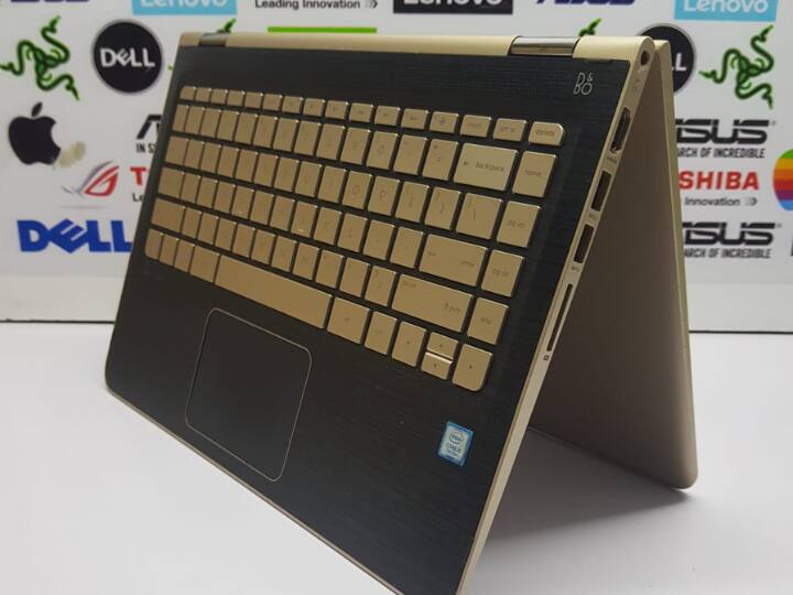 HP Pavilion X360 14-CD0078TU: ये लैपटॉप विंडो 10 के साथ आता है. इसमें आपको 14 इंच की डिस्प्ले मिलती है. लैपटॉप I3 प्रोसेसर, 4GB रैम और 256GB SDD सपोर्ट के साथ आता है. इसे आप फ्लिपकार्ट से 52,490 रुपये में खरीद सकते हैं. ये एक टच सपोर्ट लैपटॉप है जो आसानी से 360 डिग्री में फोल्ड हो जाता है.