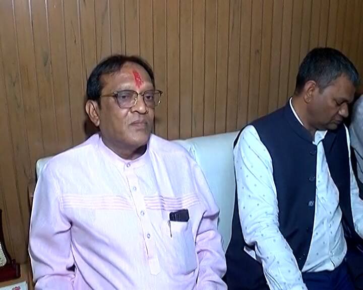 Selection of Satish Patel as Chairman and Kripal Singh as Vice Chairman of Baroda Dairy Baroda Dairy: બરોડા ડેરીના ચેયરમેન તરીકે સતીષ પટેલ અને વાઇસ ચેયરમેન તરીકે ક્રિપાલસિંહની પસંદગી
