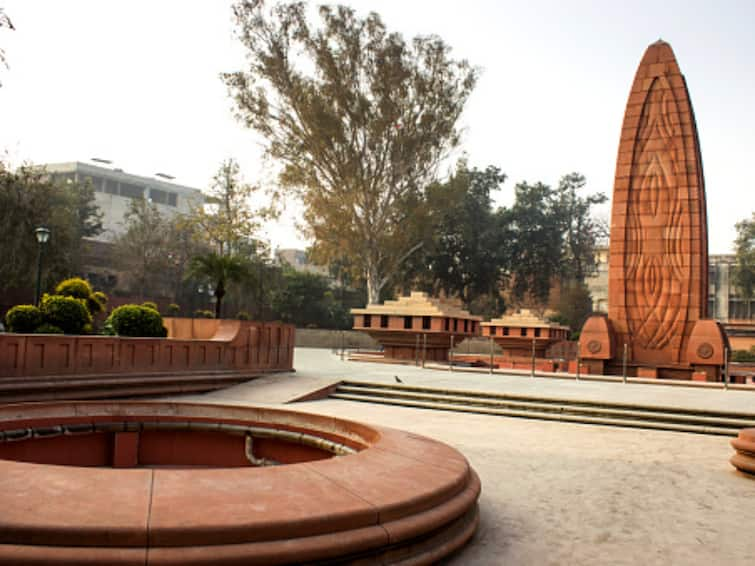 Jallianwala Bagh Massacre 13 April Causes History Significance PM Modi Leads Tributes 'Their Great Sacrifice Inspires Us': PM Modi, President Lead Tributes To Martyrs Of Jallianwala Bagh Massacre