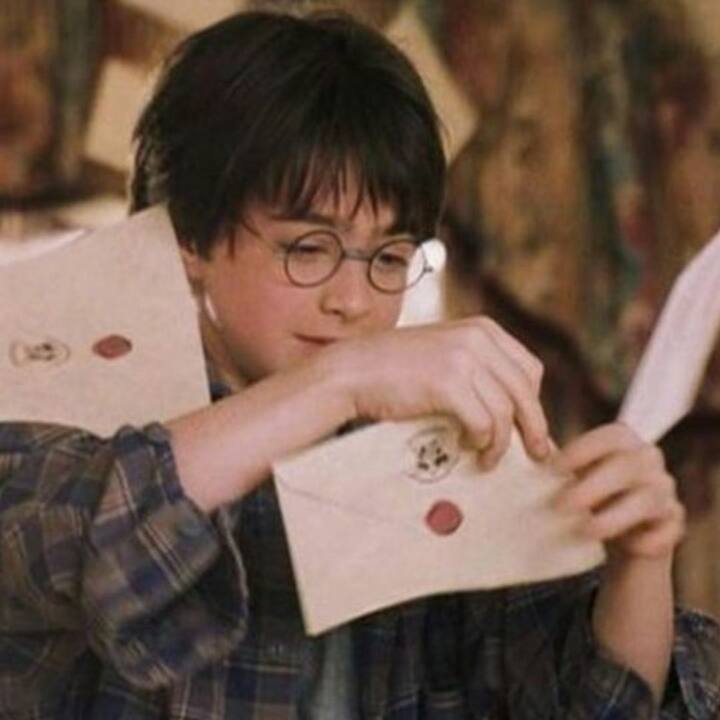 ஹாரி பாட்டர் புத்தகங்கள் தொடர்களாக உருவாக உள்ளதாக அறிவிக்கப்பட்டுள்ளன.