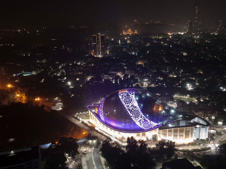 The assembly hall has two lobbies - one with a greater seating limit of 2,000 individuals and the other one can oblige 540 individuals. There will also be room for hundreds of cars to park, a food court, and a banquet in the auditorium.