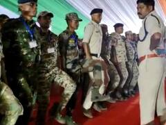 प्रियंका गांधी के लिए बने मंच पर चढ़कर 200 जवानों ने किया परेड, वजह जानकर चौंक जाएंगे