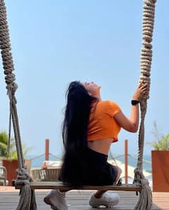 Karthika Deepam Amulya Gowda:  చిట్టిపొట్టి  డ్రెస్సులో ముద్దుగా ఉన్న 'కార్తీకదీపం' రౌడీ బేబీ ( అమూల్య గౌడ)