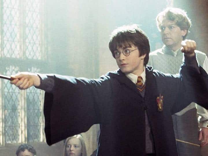 Warner Bros  announces a Harry Potter TV series based on all seven books by J.K. Rowling Harry Potter : ஹாரி பாட்டர் ரசிகர்களே.. மாயாஜால விருந்துக்கு தயாரா?  - வெளியான சூப்பர் அறிவிப்பு