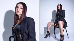 Shehnaaz Gill: ਬਲੈਕ ਡਰੈੱਸ 'ਚ ਖੂਬਸੂਰਤੀ ਦਾ ਜਲਵਾ ਦਿਖਾਉਂਦੀ ਨਜ਼ਰ ਆਈ ਸ਼ਹਿਨਾਜ਼ ਗਿੱਲ, ਫੋਟੋਆਂ ਦੇਖ ਕੇ ਦਿਲ ਹਾਰ ਬੈਠੇ ਫੈਨਜ਼