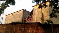 ময়নাগুড়িতে ভেঙে পড়ল হিমঘরের একাংশ, অ্যামোনিয়া গ্যাস লিক অসুস্থ অনেকে