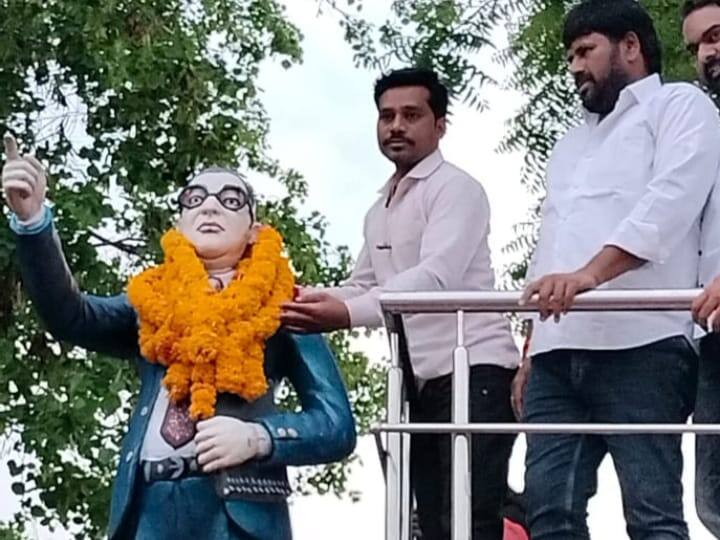 Madhya pradesh ambedkar jayanti 2023 mhow indore news ann Ambedkar Jayanti: महू में अंबेडकर की जयंती की पूर्व संध्या पर प्रतिमा का दुग्धाभिषेक, दीपों से जन्मस्थली रोशन