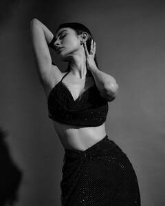 Mouni Roy PHOTO: બ્લેક આઉટફીટમાં મૌની રોયનો કાતિલ અંદાજ