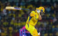 CSK vs RR : 15 वर्षांनंतर चेन्नईला घरच्या मैदानावर मात देत राजस्थानने रचला इतिहास, चेपॉक स्टेडिअमवर रंगला जंगी सामना