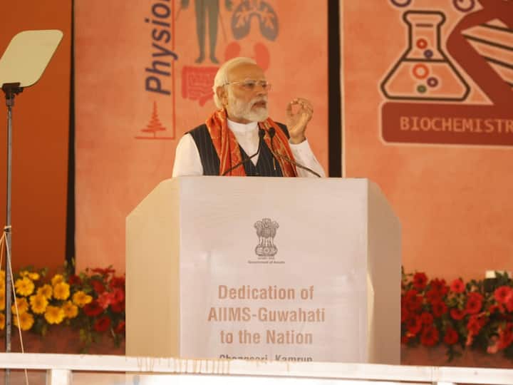 PM Modi stated that nearly 300 medical colleges were opened in the past nine years in India, asserting that the government works with 'Seva Bhaav' (spirit of service) for the people. (Image Source: Pallav Bora)
