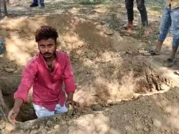 અહેવાલો અનુસાર, અસદને આજે રાત્રે કસારી મસારી કબ્રસ્તાનમાં દફનાવવામાં આવશે.  અતીકની પત્ની શાઇસ્તા તેના પુત્રનો ચહેરો છેલ્લી વાર જોવા માંગે છે. તેથી જ તે આજે પણ આત્મસમર્પણ કરી શકે છે.