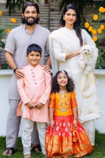 बता दें कि अल्लू ने अपना करियर साल 2003 में फिल्म 'गंगोत्री' से  शुरू किया था और आज वो इंडस्ट्री के सबसे महंगे स्टार बन चुके हैं.