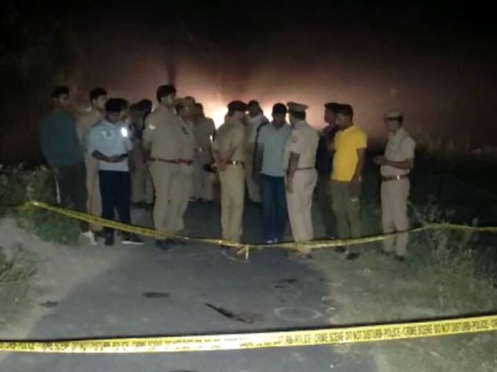 Firozabad Miscreant injured after the encounter running away after dodging police ANN Firozabad News: पुलिस को चकमा देकर भाग रहा था 10 हजार का इनामी बदमाश, मुठभेड़ के बाद हुआ घायल