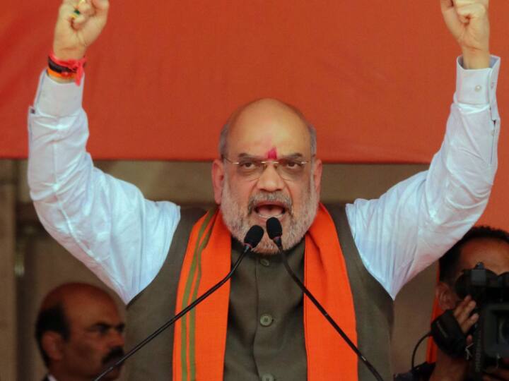 Amit Shah in West Bengal: ‘पश्चिम बंगाल में अगला सीएम बीजेपी का, ममता सरकार...’ बीरभूम में बोले अमित शाह Amit Shah In West Bengal says TMC government will not complete term BJP Is coming Amit Shah in West Bengal: ‘पश्चिम बंगाल में अगला सीएम बीजेपी का, ममता सरकार...’ बीरभूम में बोले अमित शाह