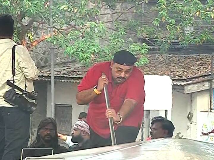 मनसेचे माजी आमदार दीपक पायगुडे यांच्या पुढाकारातून प्रसिद्ध शेफ विष्णु मनोहर यांनी ही मिसळ तयार केलीय.