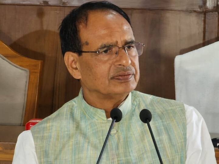 Shivraj Singh Chouhan government of Madhya Pradesh will make pilgrimage by airplane from 21 May MP Government Scheme: अगले महीने से हवाई जहाज से तीर्थ यात्रा करवाएगी शिवराज सरकार, यहां जानें योजना से जुड़ी हर जानकारी