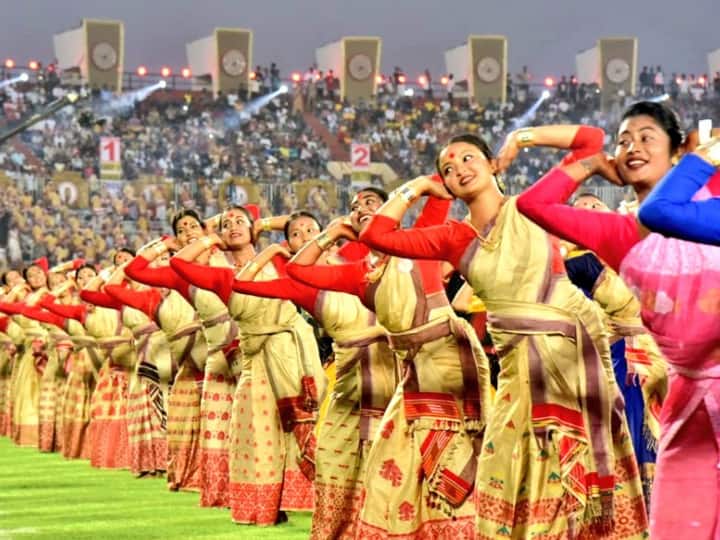 Assam creates new Guinness world record largest single frame Bihu performance folk dance category Assam Bihu Dance: गिनीज वर्ल्ड रिकॉर्ड में दर्ज हुआ असम का बिहू डांस, रचे दो विश्व कीर्तिमान