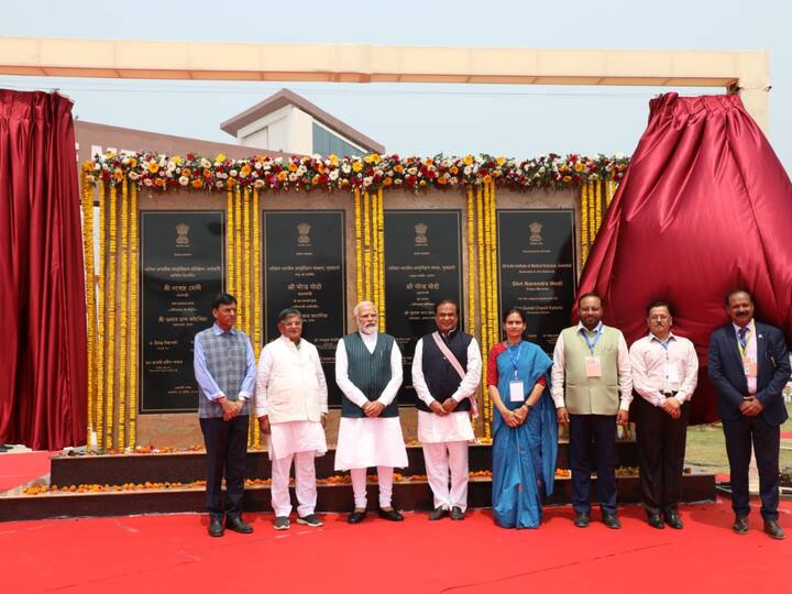 He also laid the foundation of the Rs 546 crore Assam Advanced Healthcare Innovation Institute (AAHII), a joint initiative of the state government and IIT Guwahati. (Image Source: Pallav Bora)