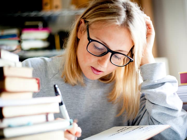 ​How to remember things read for a long time know tips from ChatGPT ​ChatGPT ने दिया पढ़ी हुई बातों को लम्बे समय तक याद रखने के लिए मंत्र, जानें क्या दीं टिप्स