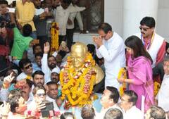 In Pics: अंबेडकर जयंती पर महू में CM शिवराज, कमलनाथ समेत अन्य नेताओं का लगा रहा मेला, देखें तस्वीरें