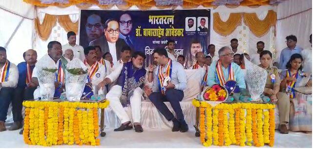 महत्त्वाचं म्हणजे उदय सामंत यांनी गेल्यावर्षी याच दिवशी आंबडवे गावात शासकीय जयंती साजरी केली जाणार अशी घोषणा केली होती.