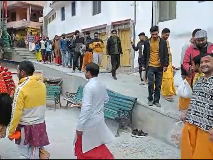 Kedarnath Yatra 2023: मां गौरी के कपाट खुलने के साथ ही केदारनाथ यात्रा का आगाज, 6 महीने तक कर सकेंगे दर्शन Kedarnath Yatra 2023 Uttarakhand doors of Maa Gauri temple opened large number of devotees present ANN Kedarnath Yatra 2023: मां गौरी के कपाट खुलने के साथ ही केदारनाथ यात्रा का आगाज, 6 महीने तक कर सकेंगे दर्शन