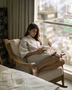 Pooja Hegde Home: मुंबई में बेहद लग्जीरियस है पूजा हेगड़े का आशियाना, देखिए एक्ट्रेस के सी फेसिंग घर की इनसाइड तस्वीरें