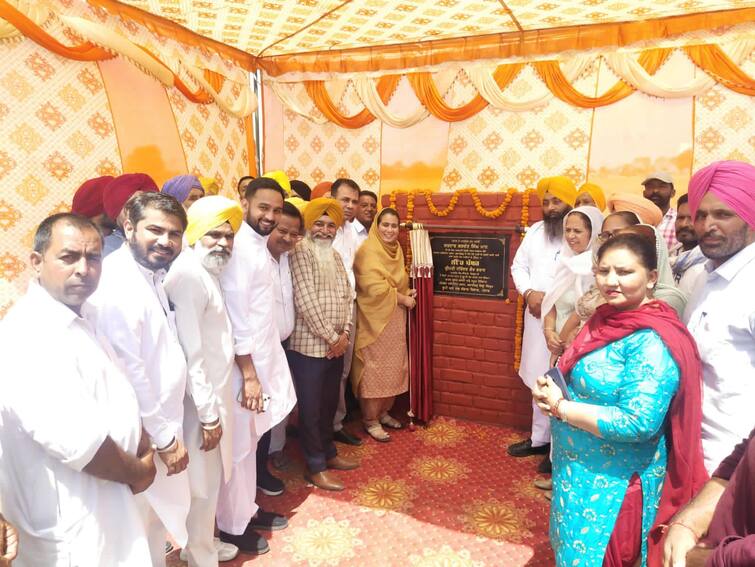 Narendra Kaur Bharaj laid the foundation stone of the joint underground pipeline project Sangrur News: ਸਾਂਝਾ ਜ਼ਮੀਨਦੋਜ਼ ਪਾਈਪਲਾਈਨ ਦੇ ਪ੍ਰੋਜੈਕਟ ਦਾ ਨਰਿੰਦਰ ਕੌਰ ਭਰਾਜ ਨੇ ਰੱਖਿਆ ਨੀਂਹ ਪੱਥਰ